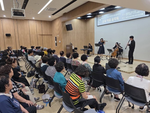 [비산노인복지관-언론보도] 2026. 7. 16. 비산노인복지관과 지역사회가 만든 따뜻한 초복 문화 나눔